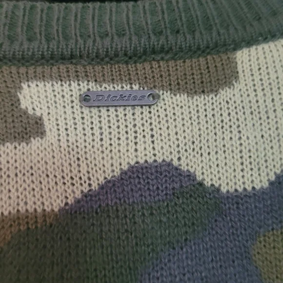 Dickies Camouflage Crew Neck Sweater - Picture 6 of 9